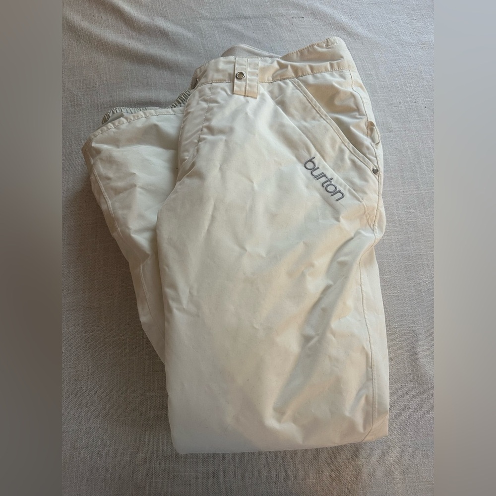 Burton women’s ski and board pants - Picture 2 of 8